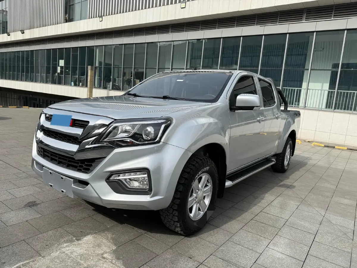 2022 Isuzu RE-MAX Jim 2.8T 120HP L4 5MT