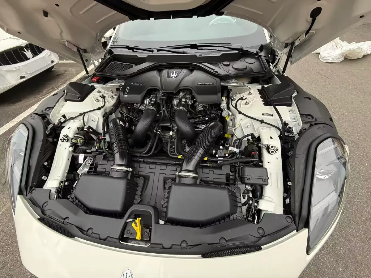 2023 Vulcanus Vulcanus 2.0T 211HP L4 9AT,autocango,china used car exporter,china ev exporter,chinese used car exporter,chinese used ev exporter