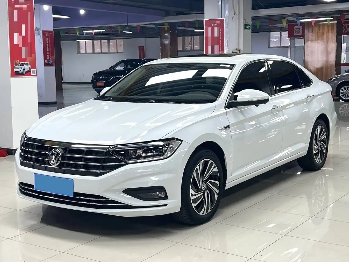 2021 Volkswagen Sagitar 1.4T 150HP L4 7DCT
