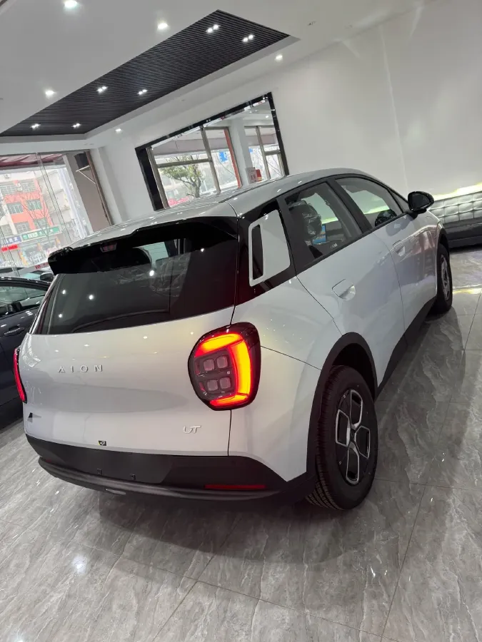 2025 Aion AION UT BEV,autocango,china used car exporter,china ev exporter,chinese used car exporter,chinese used ev exporter