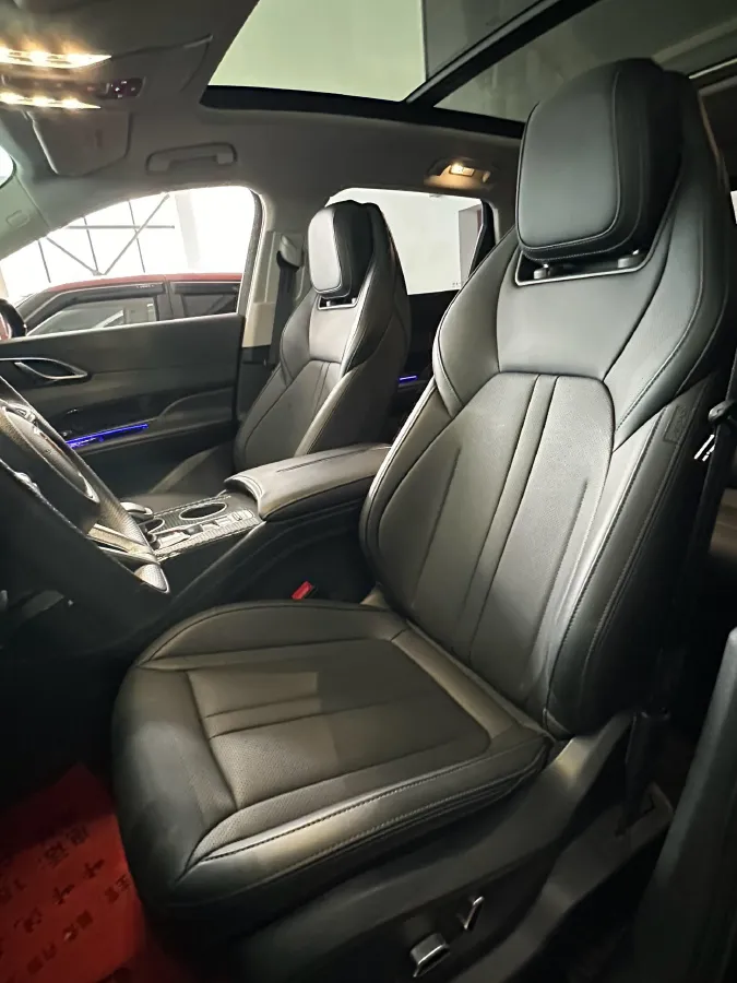 2025 HongQi HS3 1.5T 150HP L4 1DHT PHEV,autocango,china used car exporter,china ev exporter,chinese used car exporter,chinese used ev exporter