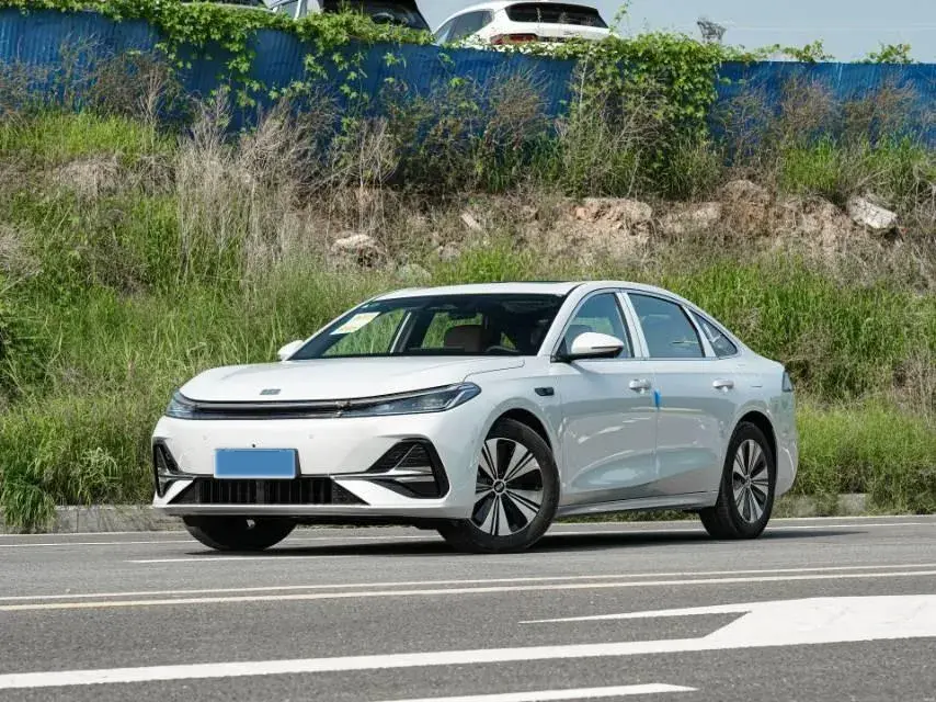 2025 Geely Galaxy A7 1.5L 112HP L4 1DHT PHEV