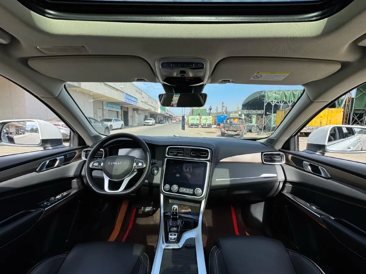 2019 Kia KX5 1.6T 177HP L4 7DCT,autocango,china used car exporter,china ev exporter,chinese used car exporter,chinese used ev exporter