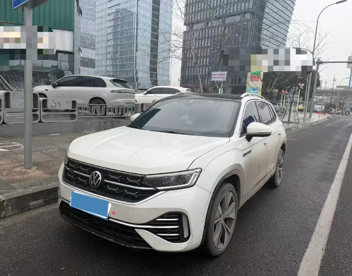 2023 Volkswagen Tayron 2.0T 220HP L4 7DCT