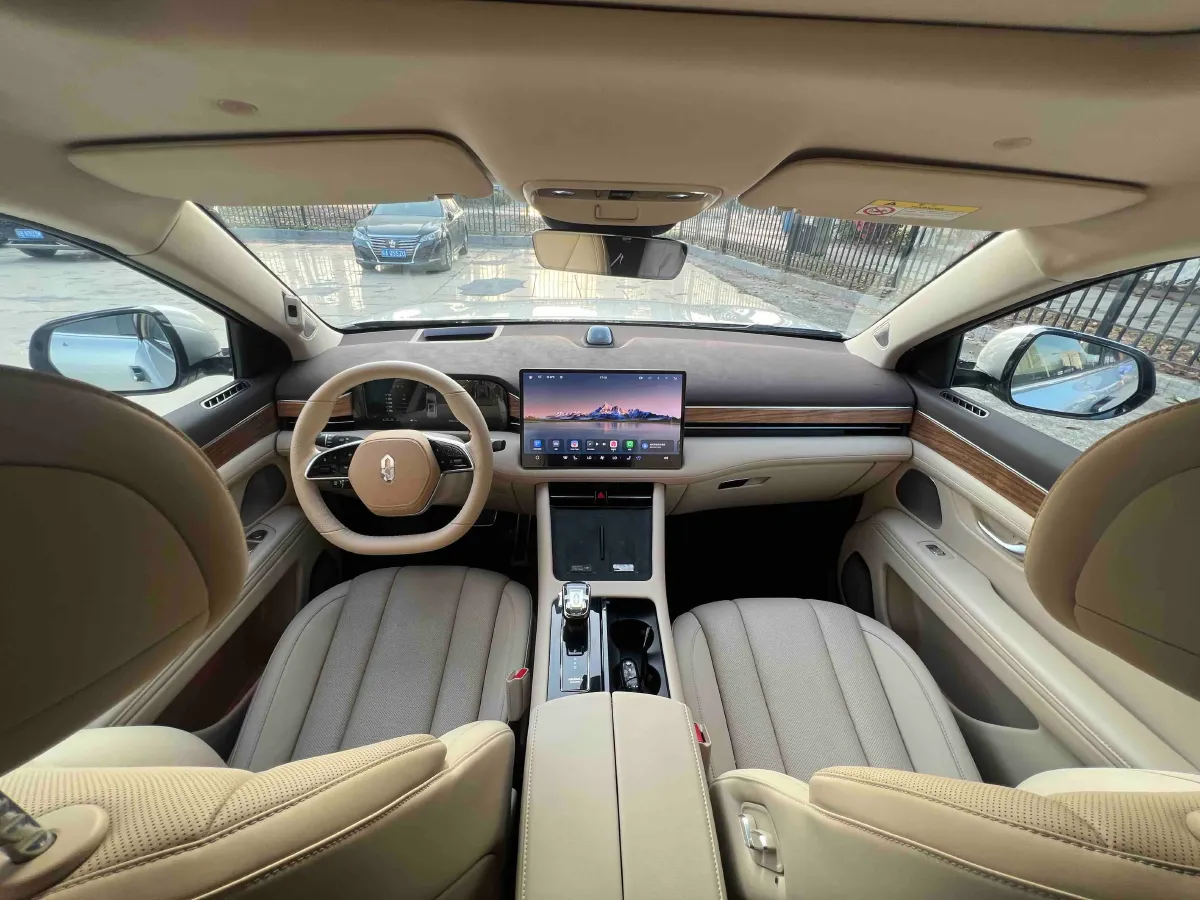 2024 Jaguar E-PACE 1.5T 200HP L3 8AT,autocango,china used car exporter,china ev exporter,chinese used car exporter,chinese used ev exporter