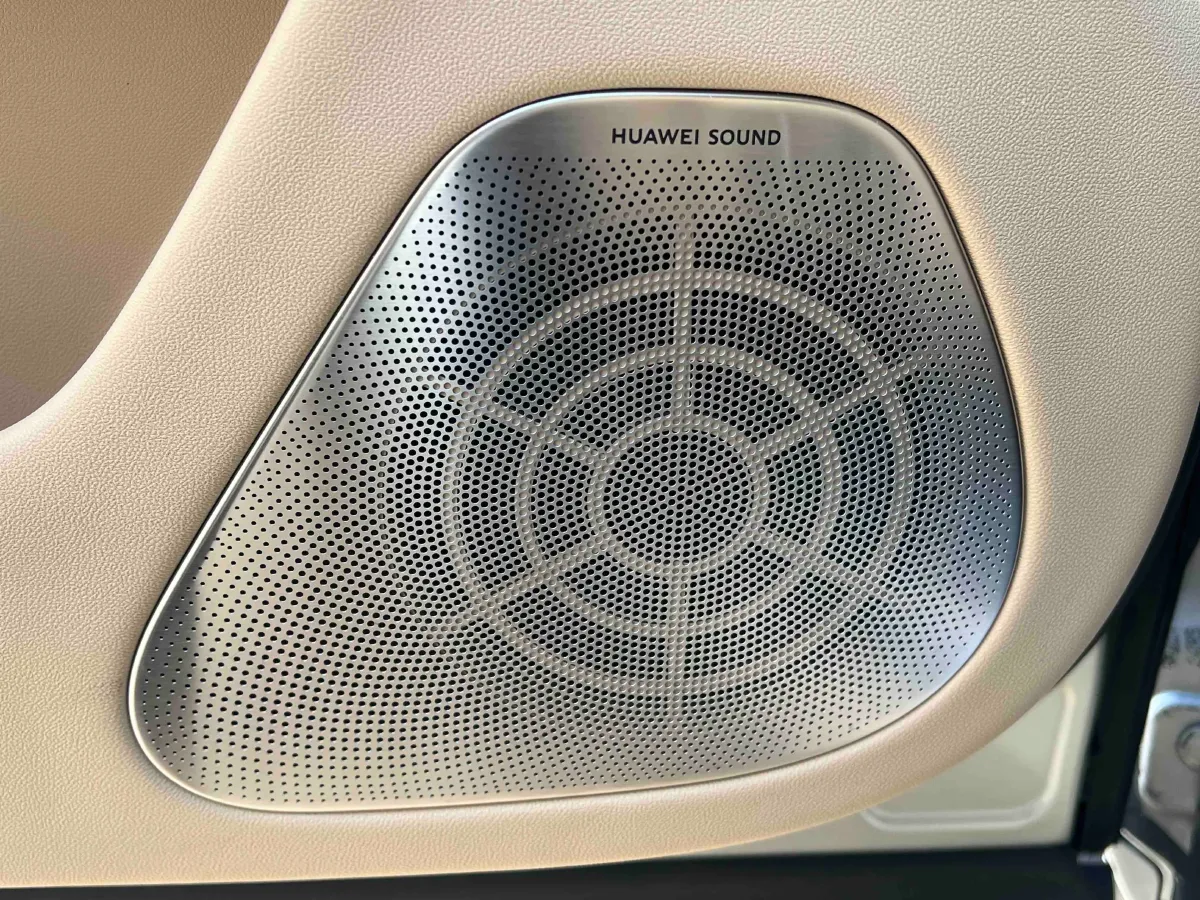 2024 Jaguar E-PACE 1.5T 200HP L3 8AT,autocango,china used car exporter,china ev exporter,chinese used car exporter,chinese used ev exporter