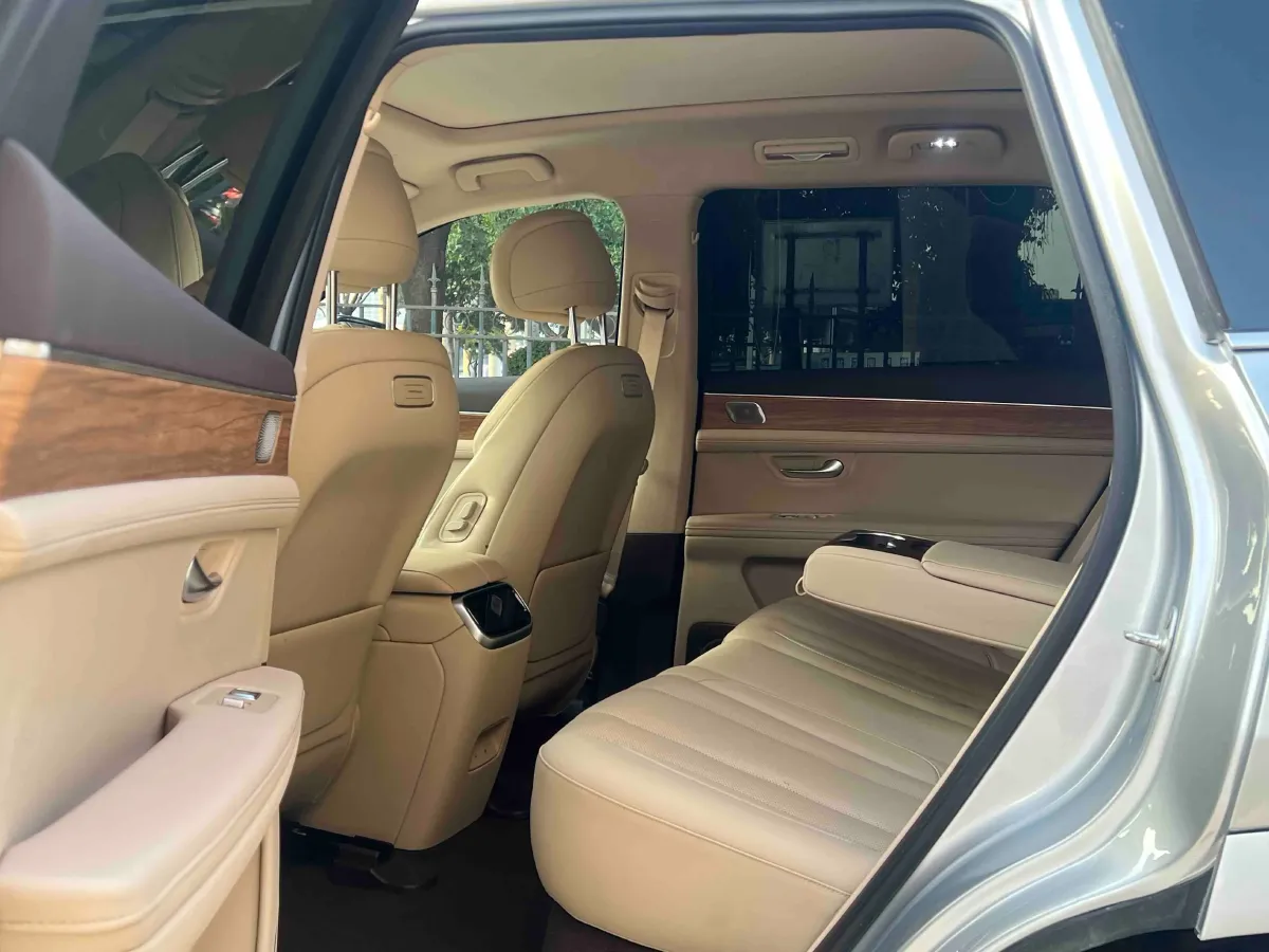 2024 Jaguar E-PACE 1.5T 200HP L3 8AT,autocango,china used car exporter,china ev exporter,chinese used car exporter,chinese used ev exporter