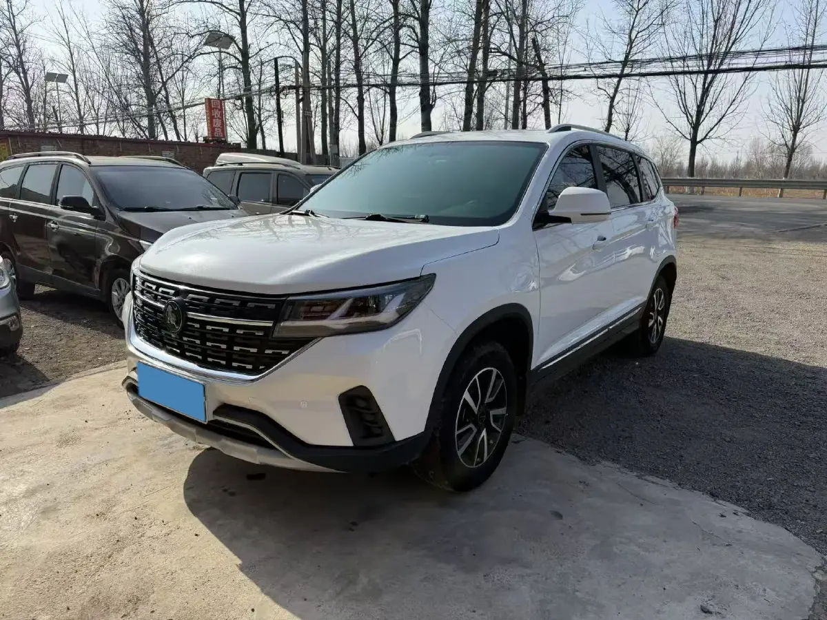 2014 DongFeng Aeolus S30 1.5L 116HP L4 5MT