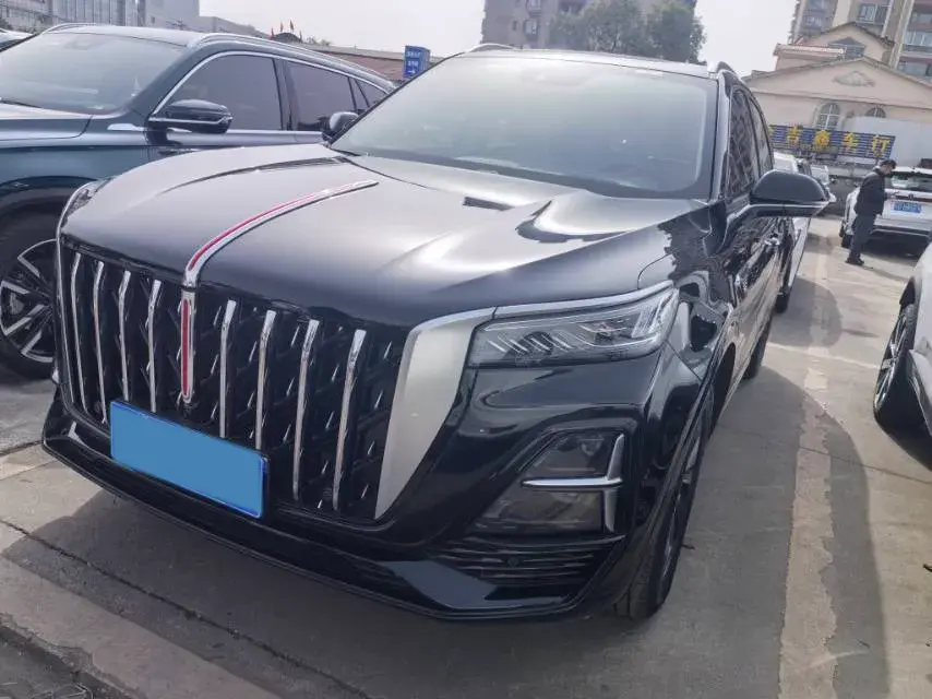 2023 HongQi HS5 2.0T 252HP L4 8AT