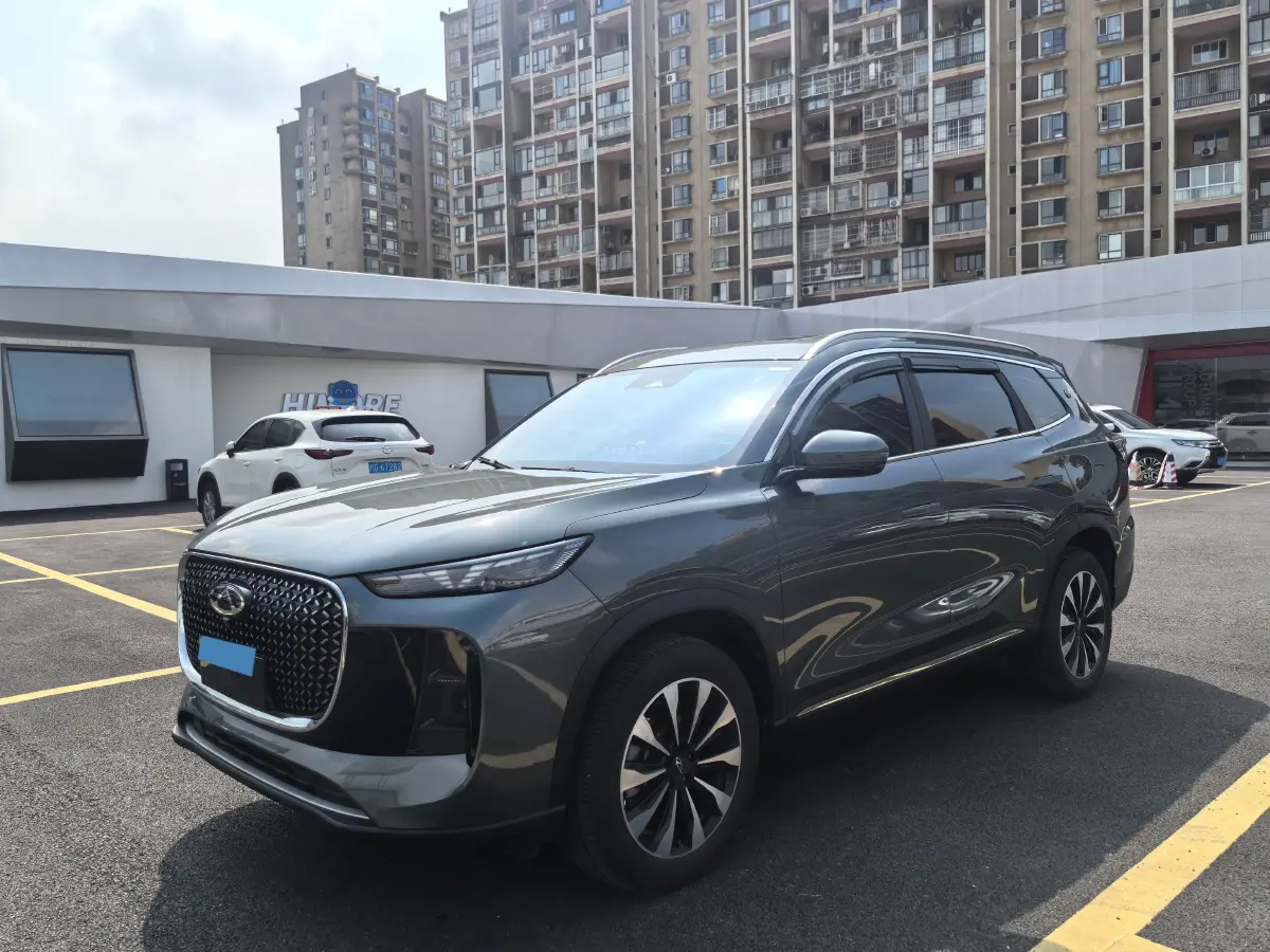 2025 Chery Tiggo 8 Plus 1.6T 197HP L4 7DCT