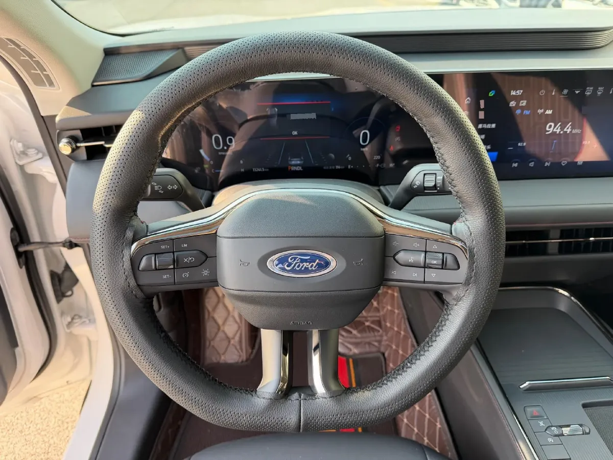 2022 Ford Mondeo 2.0T 238HP L4 8AT,autocango,china used car exporter,china ev exporter,chinese used car exporter,chinese used ev exporter