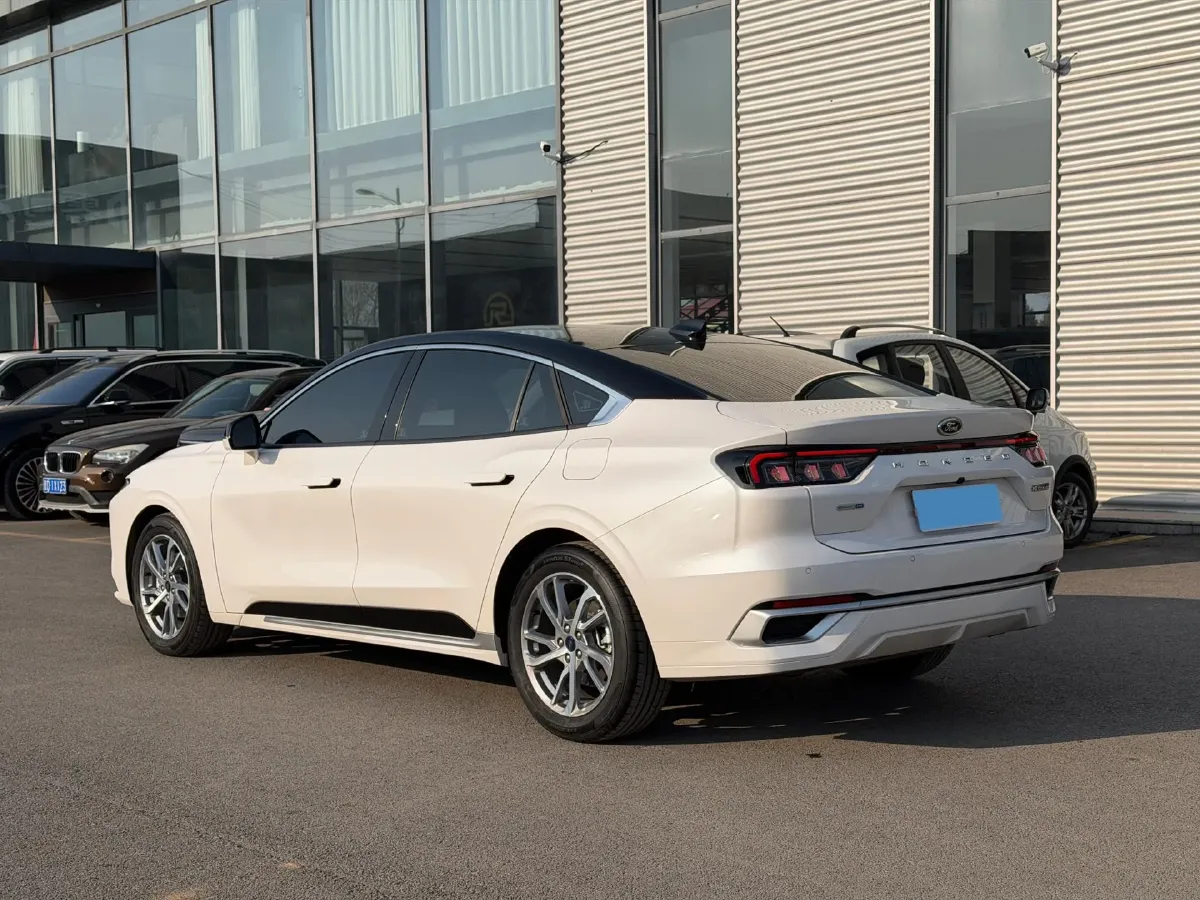 2022 Ford Mondeo 2.0T 238HP L4 8AT,autocango,china used car exporter,china ev exporter,chinese used car exporter,chinese used ev exporter