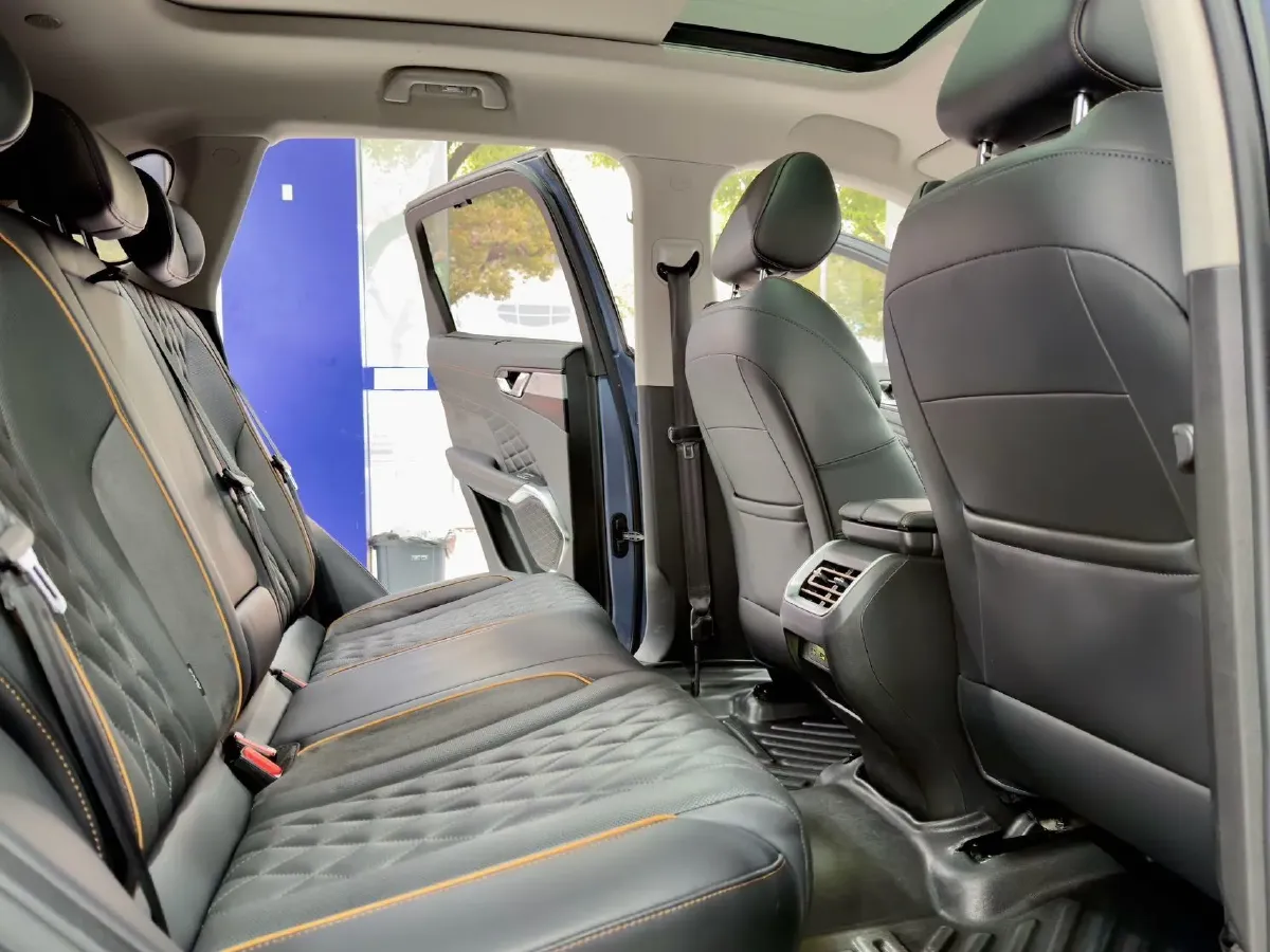 2022 WEY Latte DHT 1.5T 156HP L4 2DHT Hybrid,autocango,china used car exporter,china ev exporter,chinese used car exporter,chinese used ev exporter