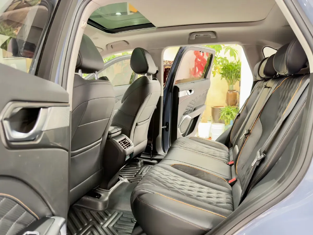 2022 WEY Latte DHT 1.5T 156HP L4 2DHT Hybrid,autocango,china used car exporter,china ev exporter,chinese used car exporter,chinese used ev exporter