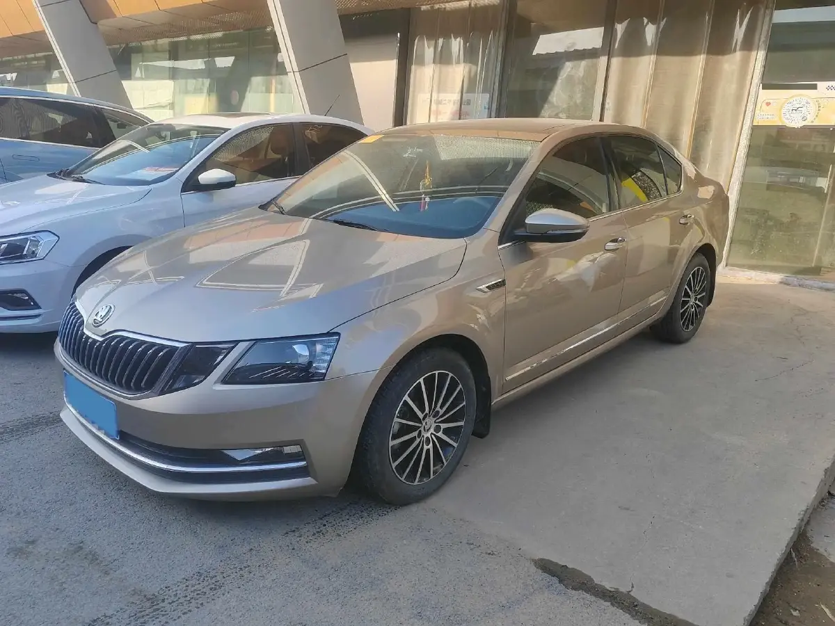 2019 Skoda Octavia 1.5L 116HP L4 6AT