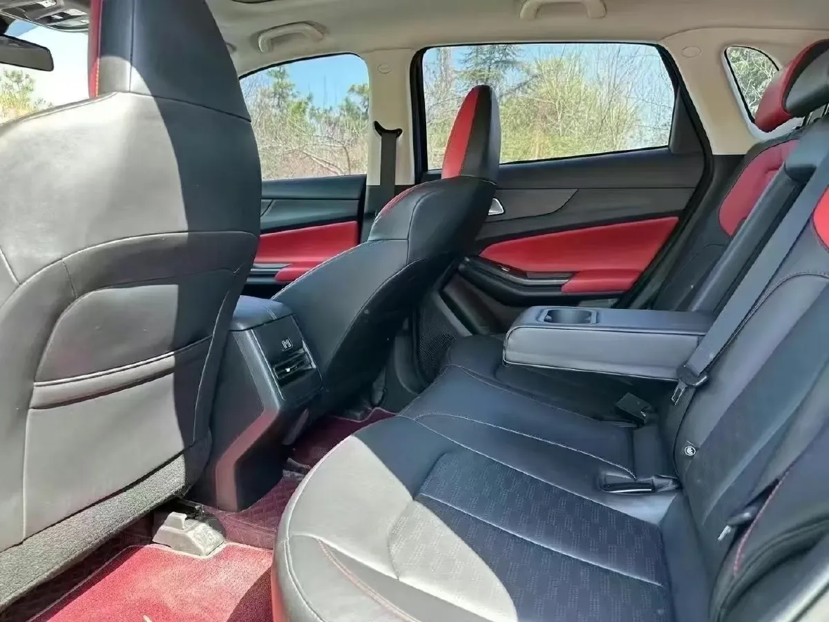 2022 ChangAn UNI-V 1.5T 188HP L4 7DCT,autocango,china used car exporter,china ev exporter,chinese used car exporter,chinese used ev exporter