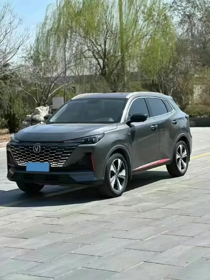 2022 ChangAn UNI-V 1.5T 188HP L4 7DCT,autocango,china used car exporter,china ev exporter,chinese used car exporter,chinese used ev exporter