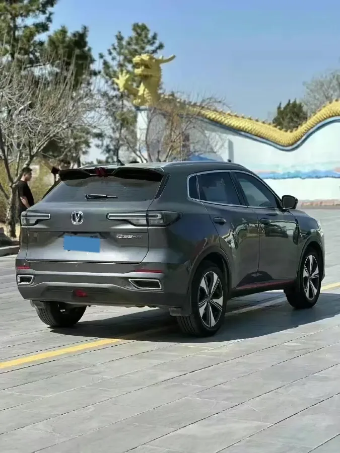 2022 ChangAn UNI-V 1.5T 188HP L4 7DCT,autocango,china used car exporter,china ev exporter,chinese used car exporter,chinese used ev exporter