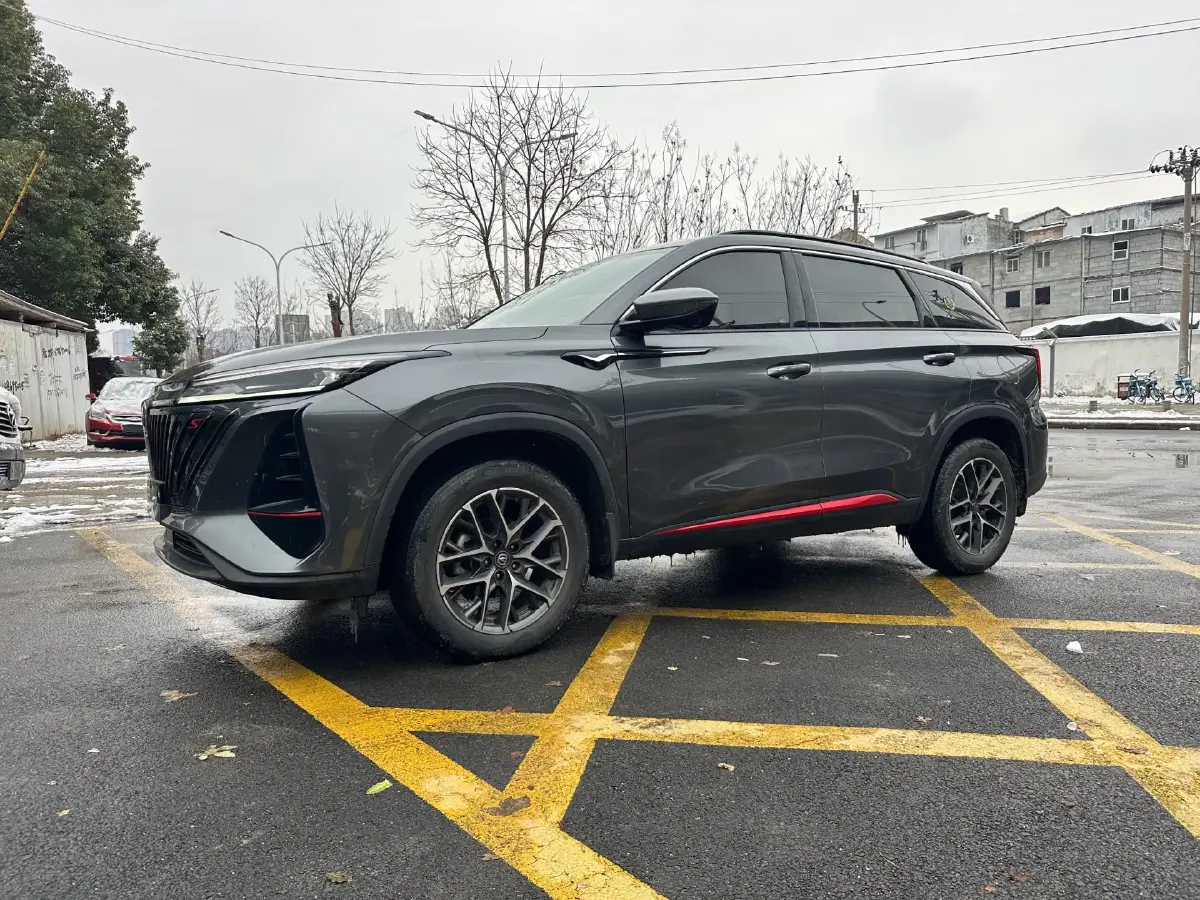 2022 ChangAn CS75 Plus 1.5T 188HP L4 8AT