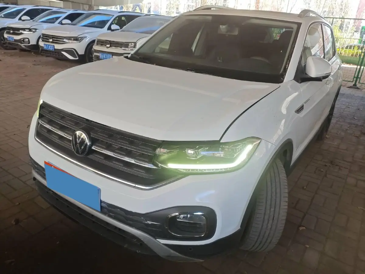 2021 Volkswagen Tacqua 1.5L 113HP L4 6AT