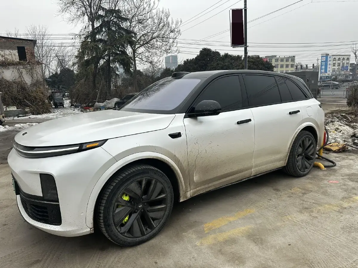 2024 Li L8 Range Extended 154HP REEV 52.3KWH