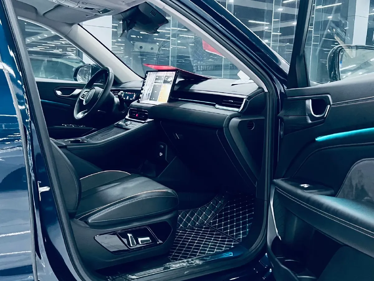 2022 WEY Latte 1.5T 156HP L4 2DHT PHEV 34KWH,autocango,china used car exporter,china ev exporter,chinese used car exporter,chinese used ev exporter