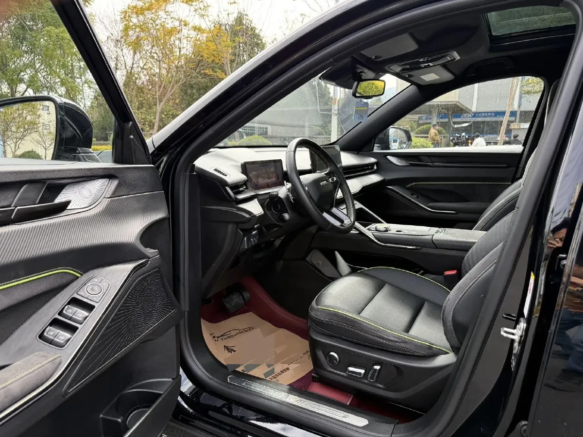 2022 Haval H6S 2.0T 211HP L4 7DCT,autocango,china used car exporter,china ev exporter,chinese used car exporter,chinese used ev exporter