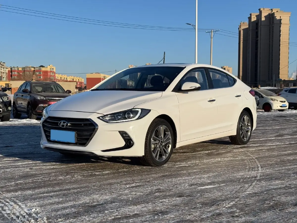 2016 Hyundai Elantra 1.6L 130HP L4 6AT