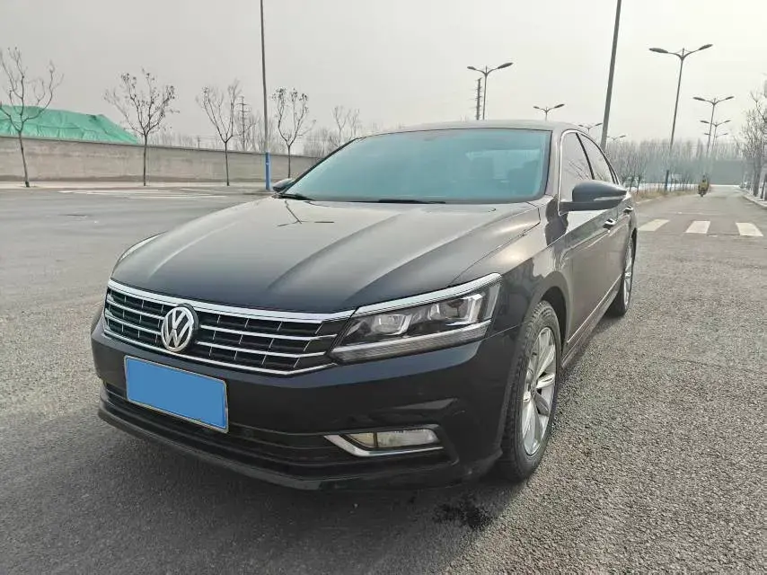2017 Volkswagen Passat 1.8T 180HP L4 7DCT