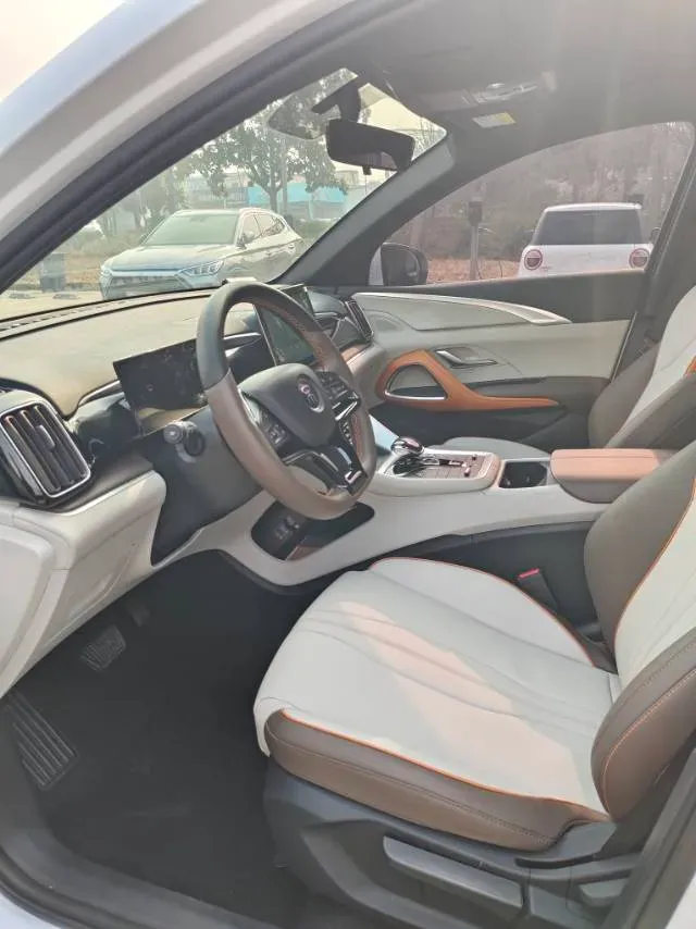 2022 Ruichi Auto EC35 BEV 82HP BEV 36.288KWH,autocango,china used car exporter,china ev exporter,chinese used car exporter,chinese used ev exporter