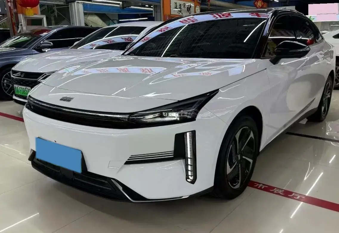 2024 BaoJun YepPlus BEV 41.9KWH