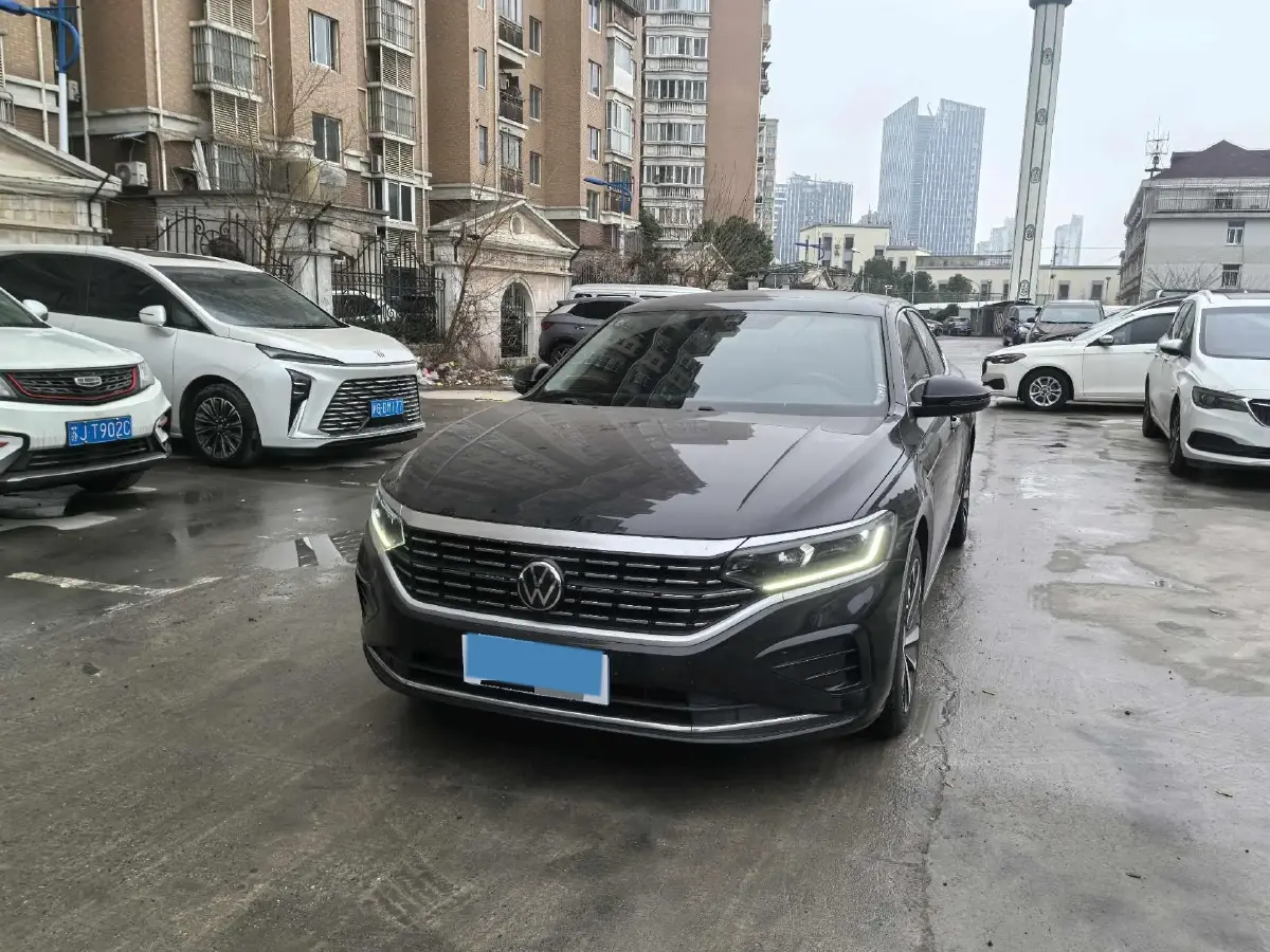 2022 Xpeng P7 BEV 60.2KWH