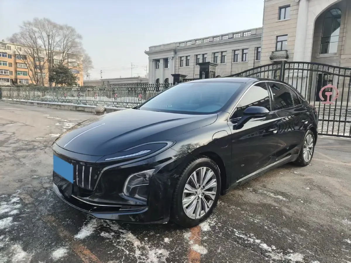 2022 HongQi E-QM5 BEV 54KWH