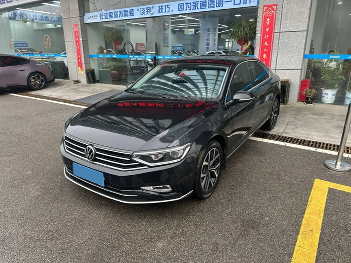 2023 Volkswagen Magotan 2.0T 186HP L4 7DCT