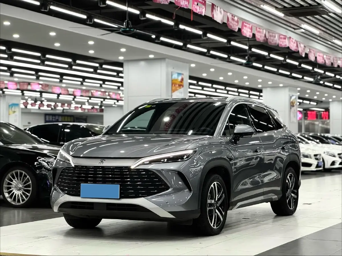 2025 BYD SongL DM-i 1.5L 101HP L4 E-CVT PHEV 18.3KWH