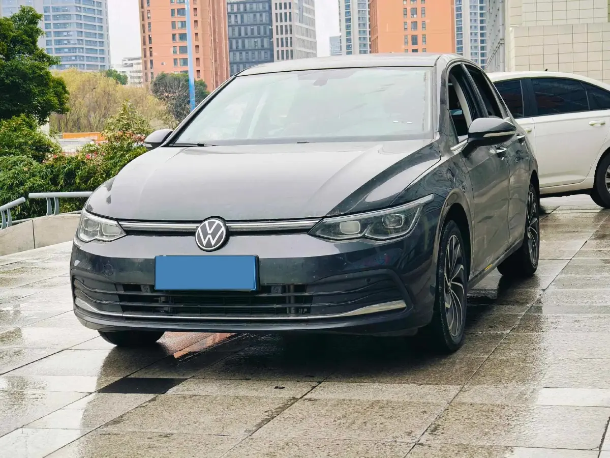 2021 Volkswagen Golf 1.4T 150HP L4 7DCT