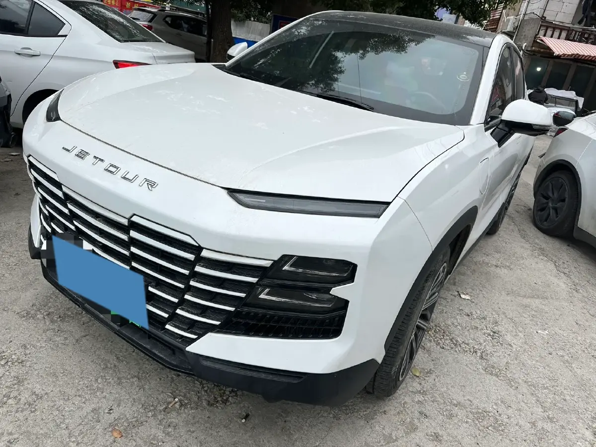 2023 Jetour DASHING i-DM 1.5T 156HP L4 3DHT PHEV 19.27KWH