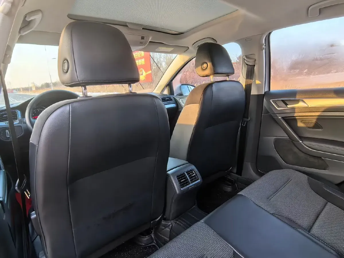 2017 Volkswagen Golf 1.4T 131HP L4 7DCT,autocango,china used car exporter,china ev exporter,chinese used car exporter,chinese used ev exporter