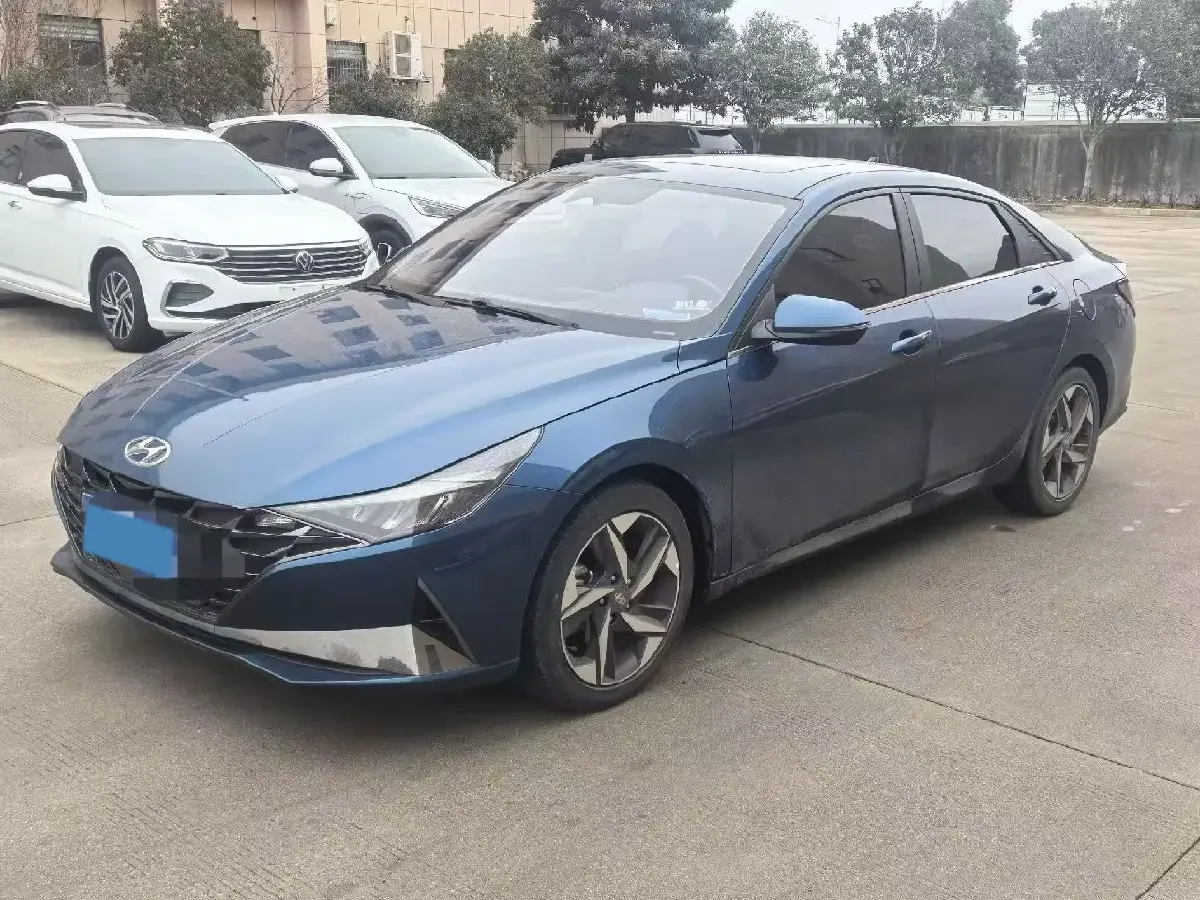 2021 Hyundai Elantra 1.5L 115HP L4 CVT