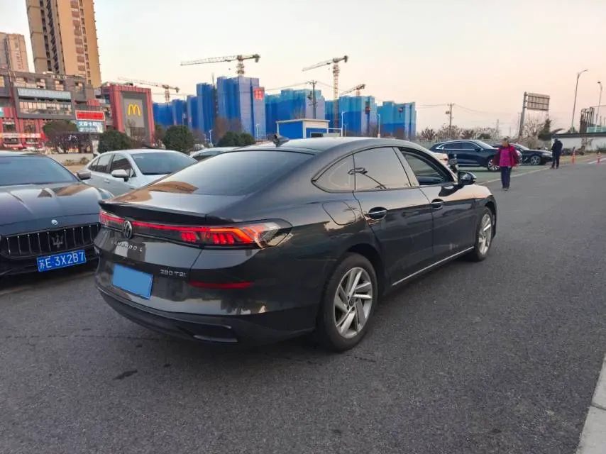 2022 Jetour DASHING i-DM 1.5T 156HP L4 3DHT PHEV 19.27KWH,autocango,china used car exporter,china ev exporter,chinese used car exporter,chinese used ev exporter