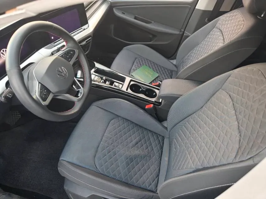 2022 Jetour DASHING i-DM 1.5T 156HP L4 3DHT PHEV 19.27KWH,autocango,china used car exporter,china ev exporter,chinese used car exporter,chinese used ev exporter