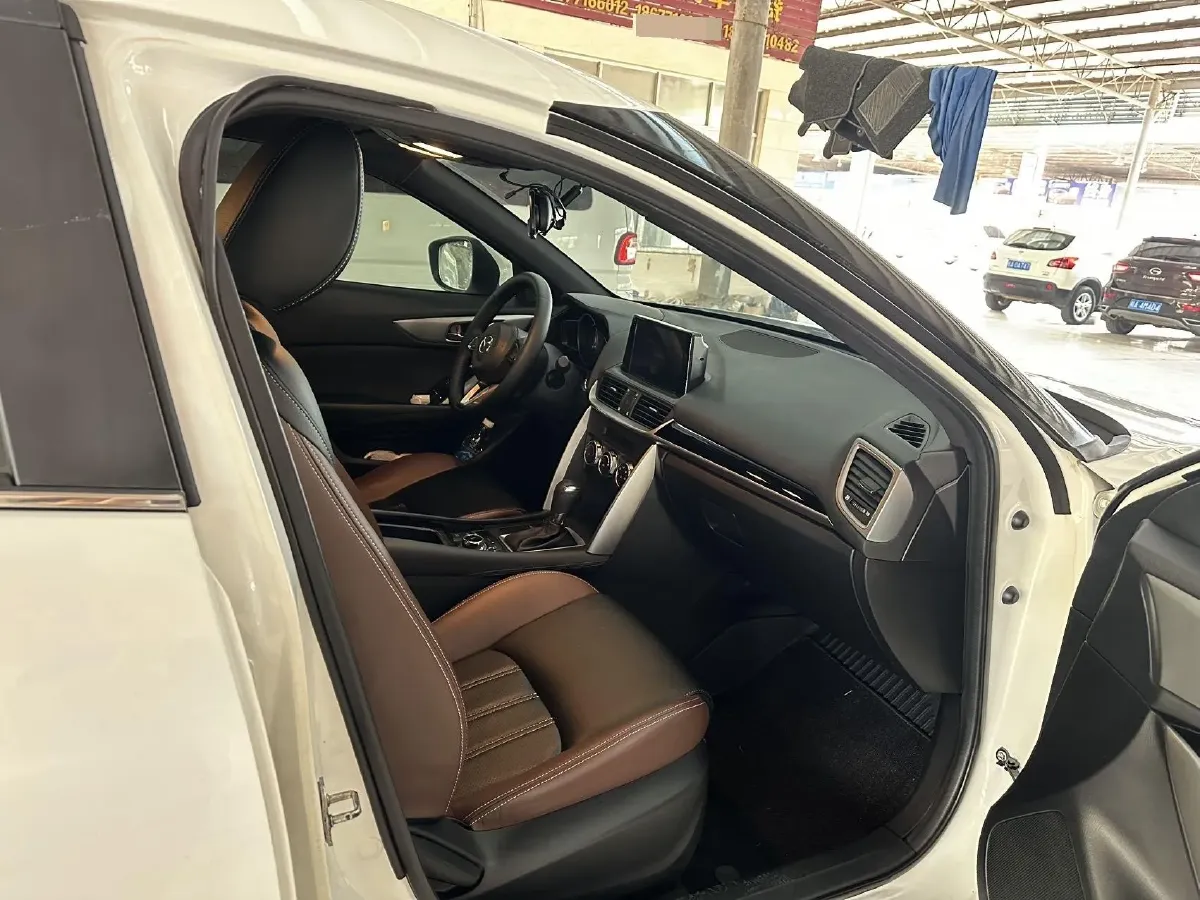 2019 ChangAn Oshan Cosmos 1.5T 178HP L4 7DCT,autocango,china used car exporter,china ev exporter,chinese used car exporter,chinese used ev exporter