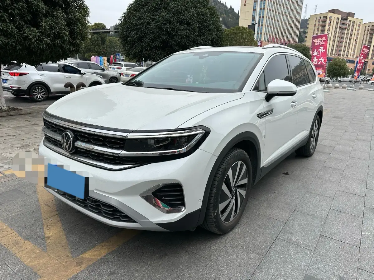 2021 Volkswagen Talagon 2.0T 220HP L4 7DCT