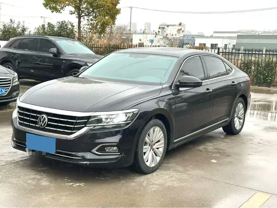 2021 Volkswagen Passat 2.0T 186HP L4 7DCT