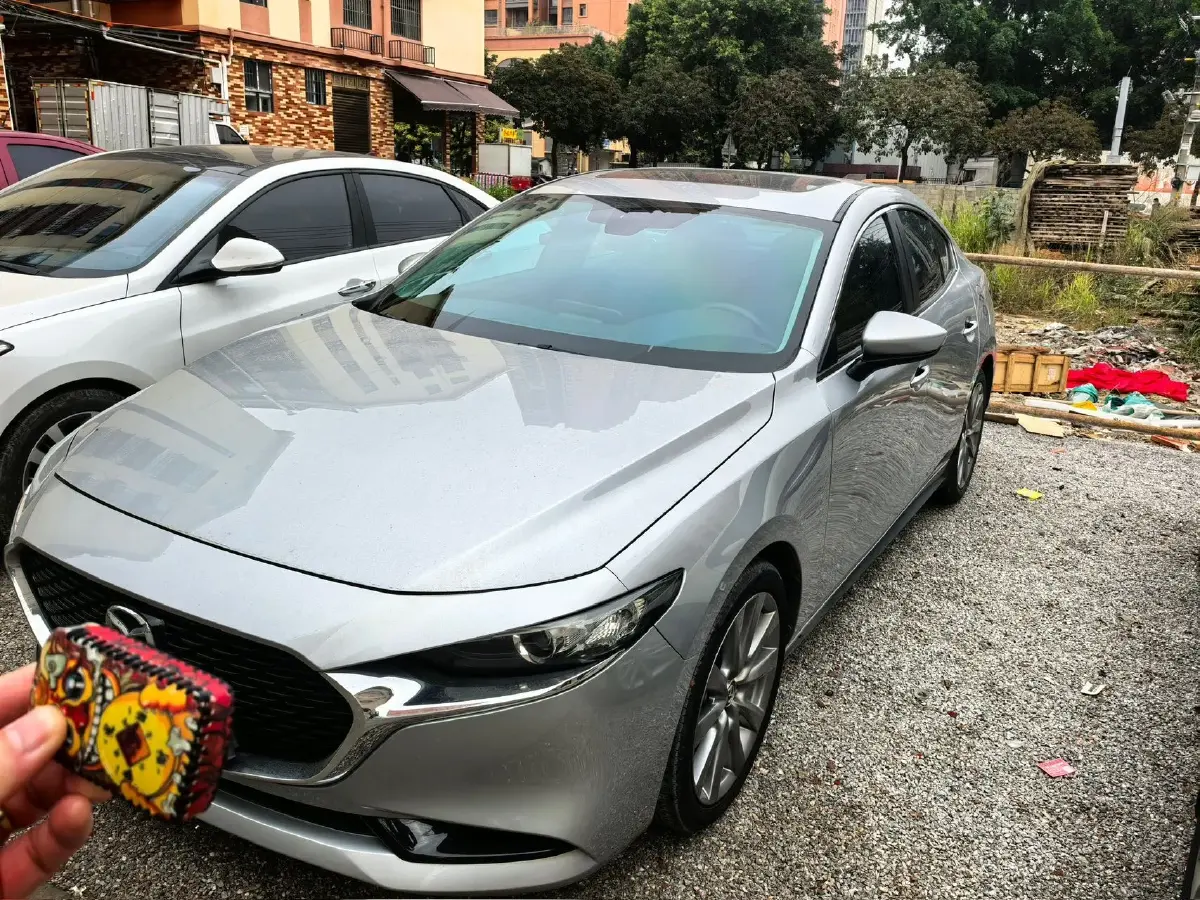 2021 Mazda 3 Axela 2.0L 158HP L4 6AT