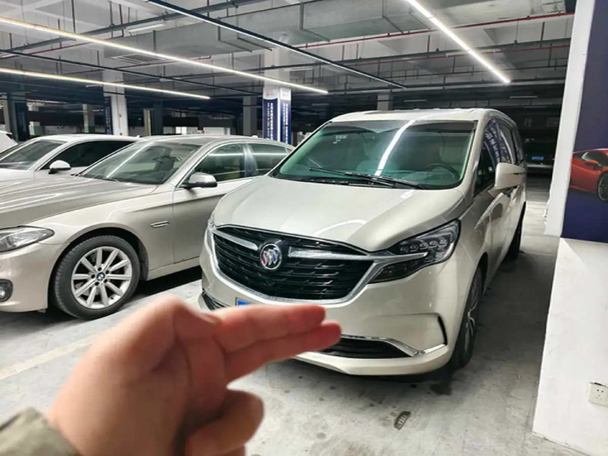 2021 Buick GL8 2.0T 237HP L4 9AT