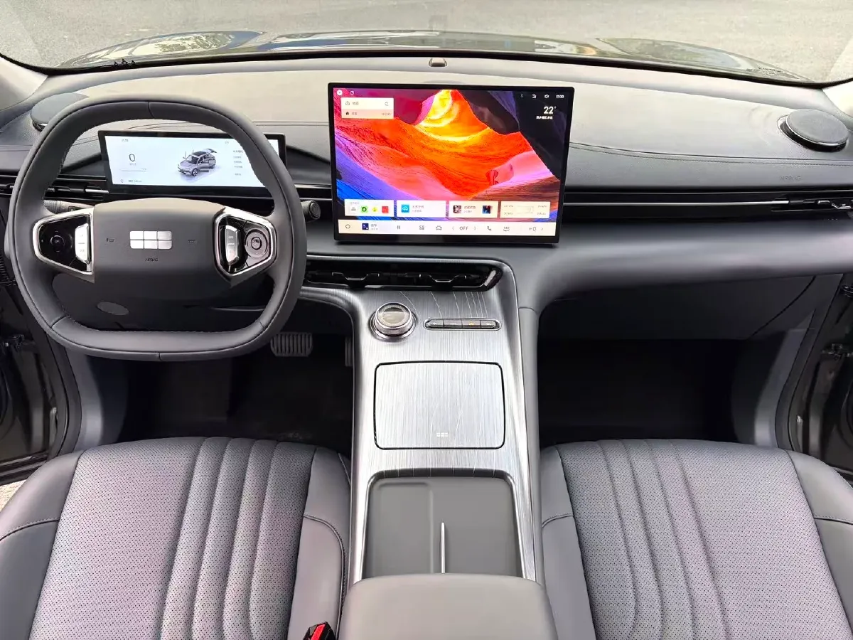 2024 LanDian E5 1.5L 110HP L4 E-CVT PHEV 17.52KWH,autocango,china used car exporter,china ev exporter,chinese used car exporter,chinese used ev exporter