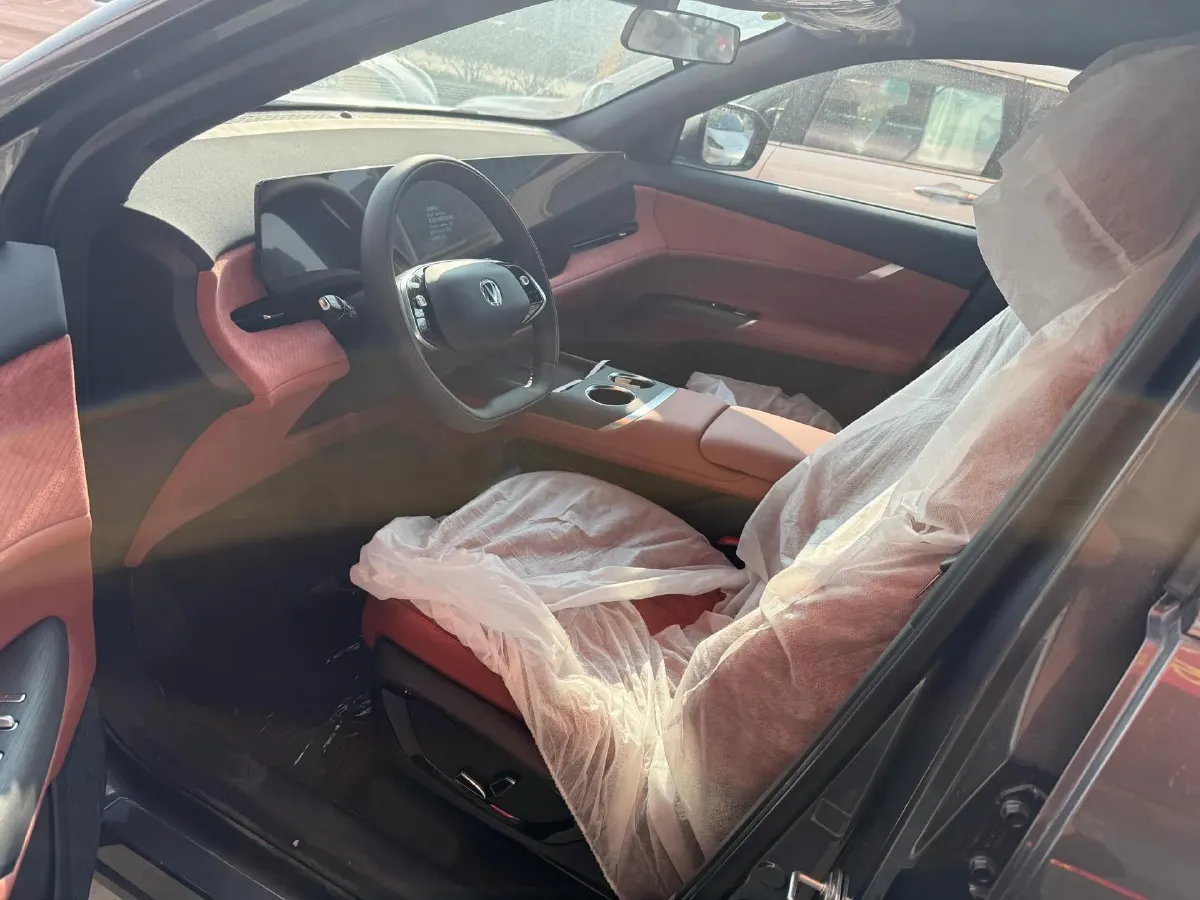 2025 ChangAn CS75 Plus 1.5T 192HP L4 8AT,autocango,china used car exporter,china ev exporter,chinese used car exporter,chinese used ev exporter