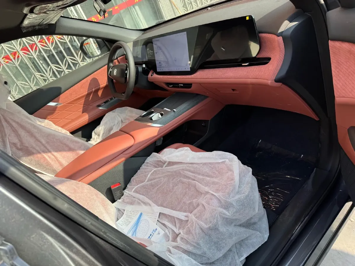 2025 ChangAn CS75 Plus 1.5T 192HP L4 8AT,autocango,china used car exporter,china ev exporter,chinese used car exporter,chinese used ev exporter