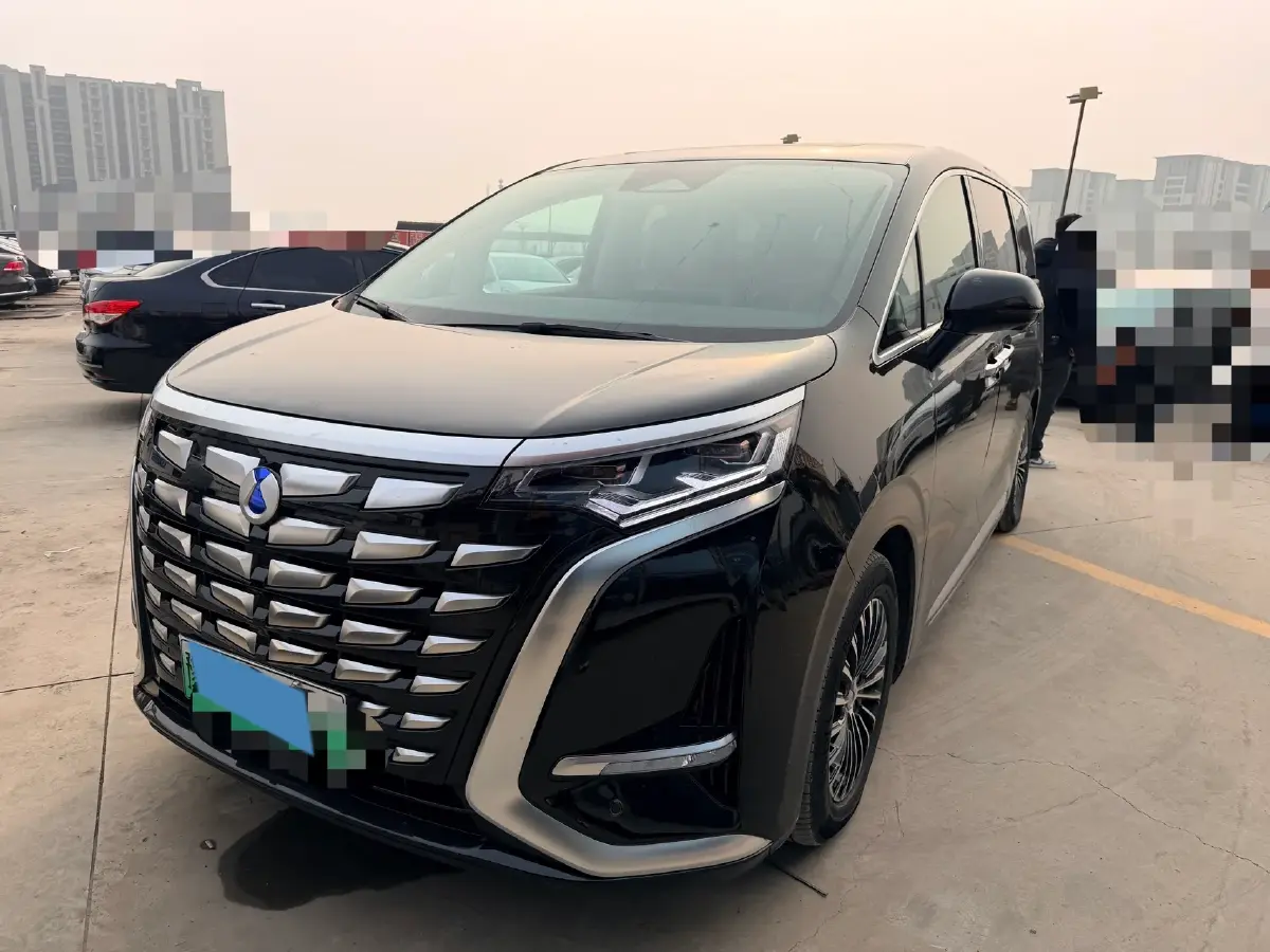 2024 Denza D9 1.5T 139HP L4 E-CVT PHEV 40KWH